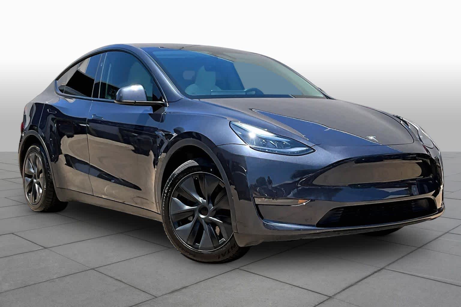 tesla model y 2024 7SAYGDED6RA311206 image tesla model y 2024 7SAYGDED6RA311206 image